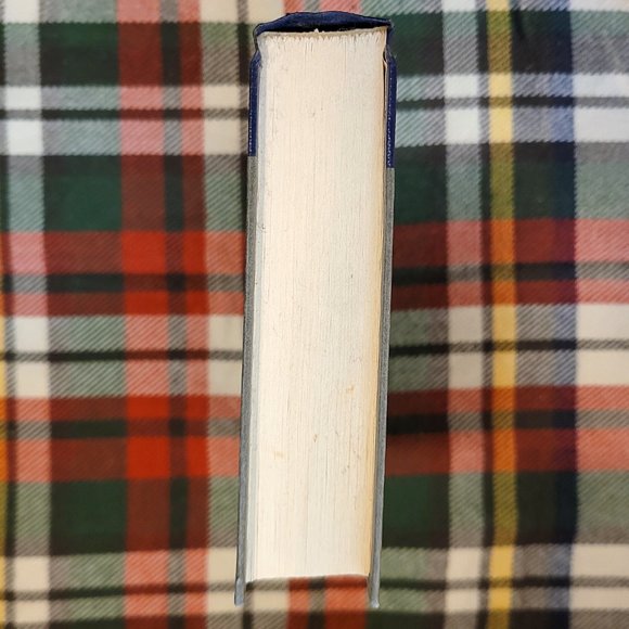 Heinlein 2-BOOK BUNDLE: Stranger In A Strange Land + A Heinlein Trio, hardcovers - Picture 5 of 14